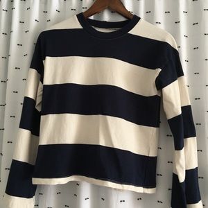 made well long sleeve. worn ONCE.